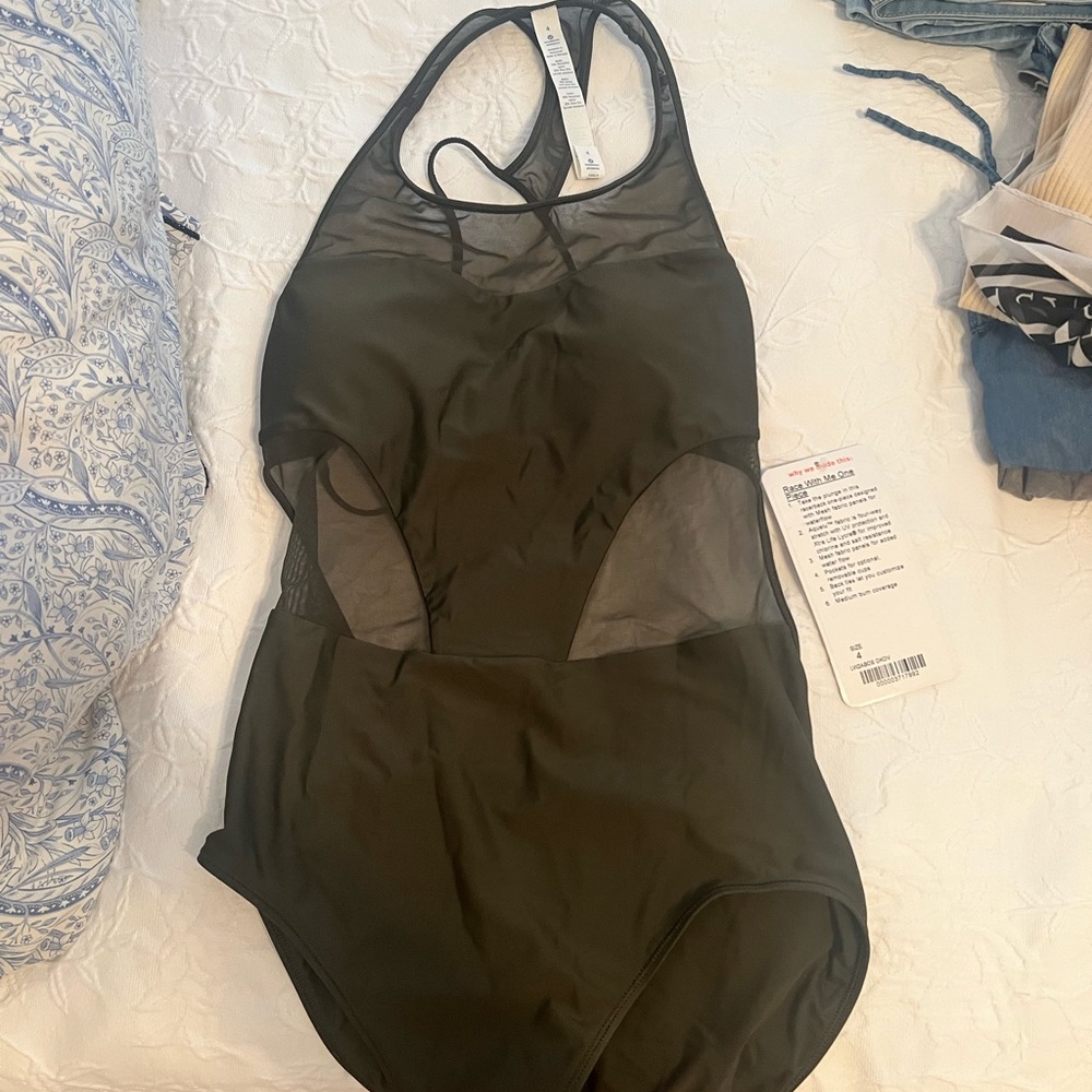 Lululemon size 4 race with me one piece bathing suit